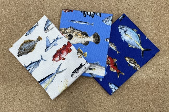 ネット限定】約50cm×50㎝ ツイルカットクロス「リアル魚」[Fe-kts6562