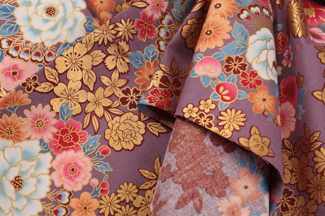 ミニチュア着物　刺繍柄　ゴマページ ミニチュア飾り着物キット 鶴と貝桶柄 若菜色・衣桁付き - 和