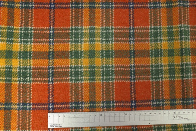 【特価】【ネット限定】【イギリス製】HarrisTweedハリスツイードチェックB[Fe-ht-ch-trt057]