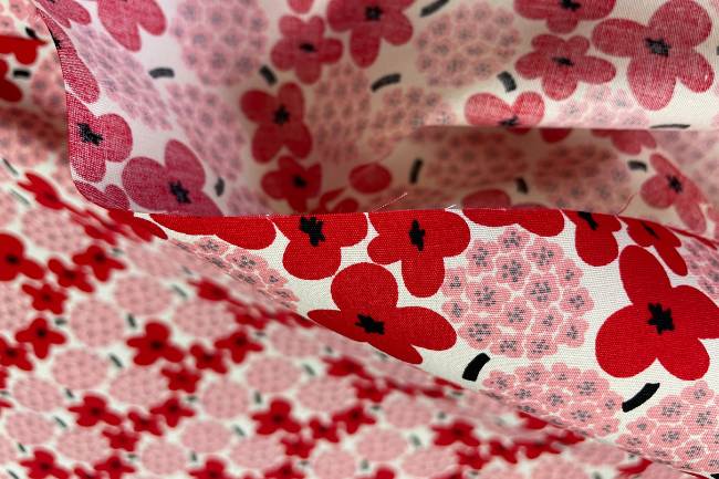 美品 ふりふ ウール ポンチョ ケープ 羽織り 総柄 花柄裏地 ピンク ブロードプリント う早この布(ミニブーケ柄)[F4-up5810